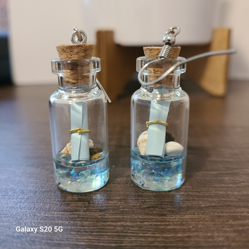 Handmade Message in a Bottle Earrings, Seashell Earrings, Beach Theme NWOT